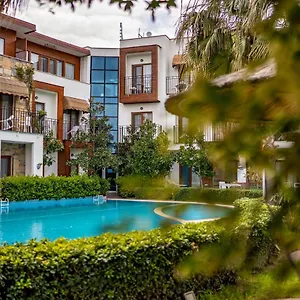 Otel Liona &, Gündoğan